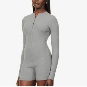 NWOT-SKIMS-Grey Sleep Romper- 4X **Tiny Flaw**